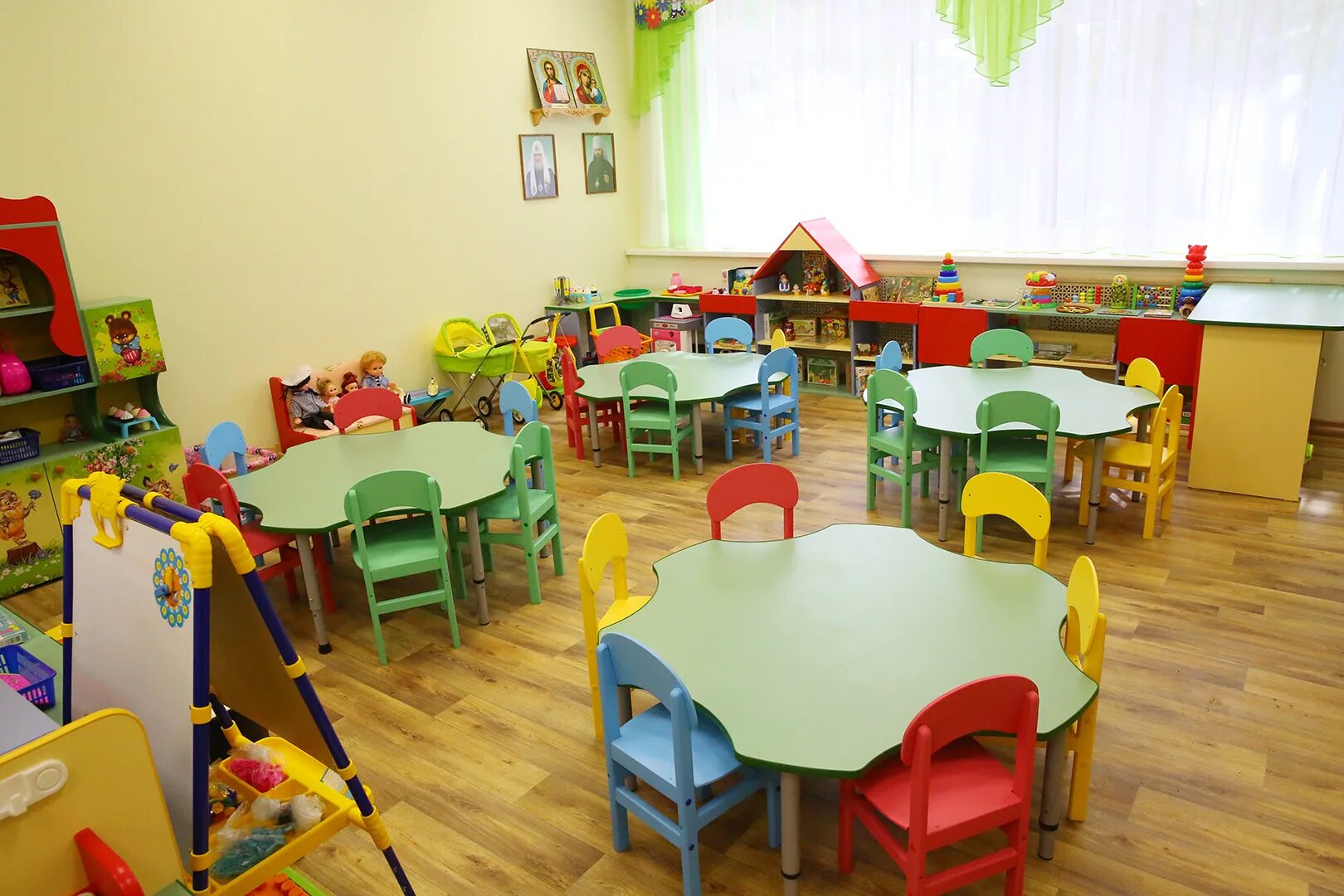 Воспитатели детского сада 247 нижний новгород. Расчетный лист воспитателя детского сада. Оклад воспитателя. Средняя зарплата в нижнем новгороде. Зарплата в детском саду нижний новгород.