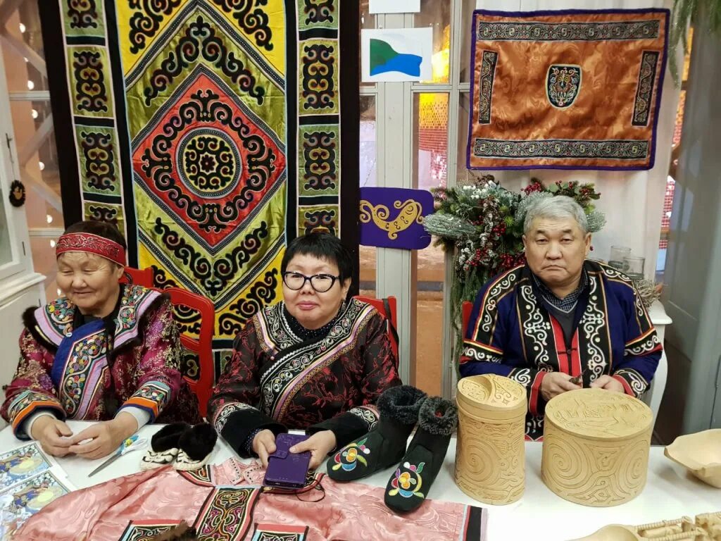 Культура данов. Удэгейцы приморского края. удэгейцы культура. удэгейцы быт и культура. удэгейцы культура традиции.