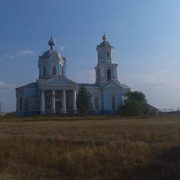 Храм в конских раздорах. Дистанционные пробеги конный спорт. Конный забег. Запорожская область село конские раздоры средняя школа фото. Храм в конских раздорах.