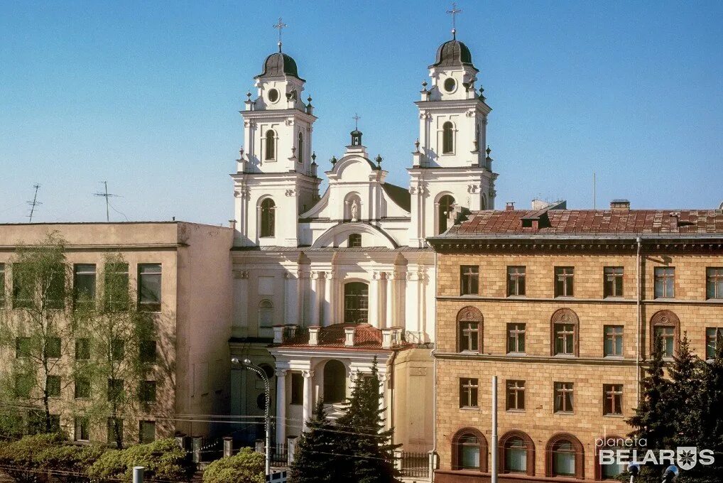 Достопримечательности минска костёл пресвятой девы марии. Архикафедральный собор святого имени пресвятой девы марии. Католический собор девы марии в минске. Архикафедральный собор святого имени пресвятой девы марии. Костел девы марии в минске.