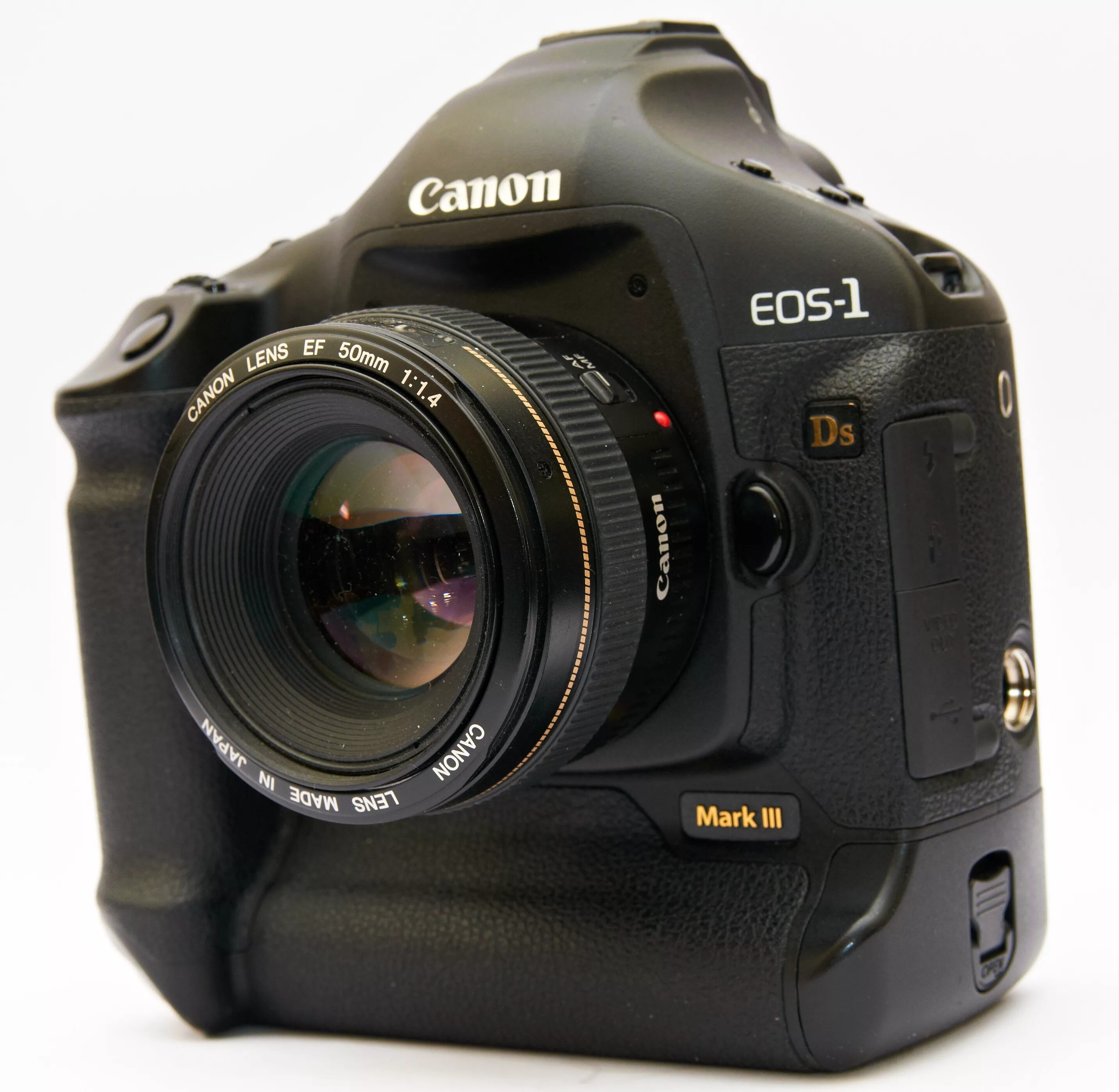 Canon 1ds mark. Canon EOS 1ds Mark lll. Canon 1ds Mark 3. Canon 1ds mk2. Canon EOS-1 DS Mark III satilir.