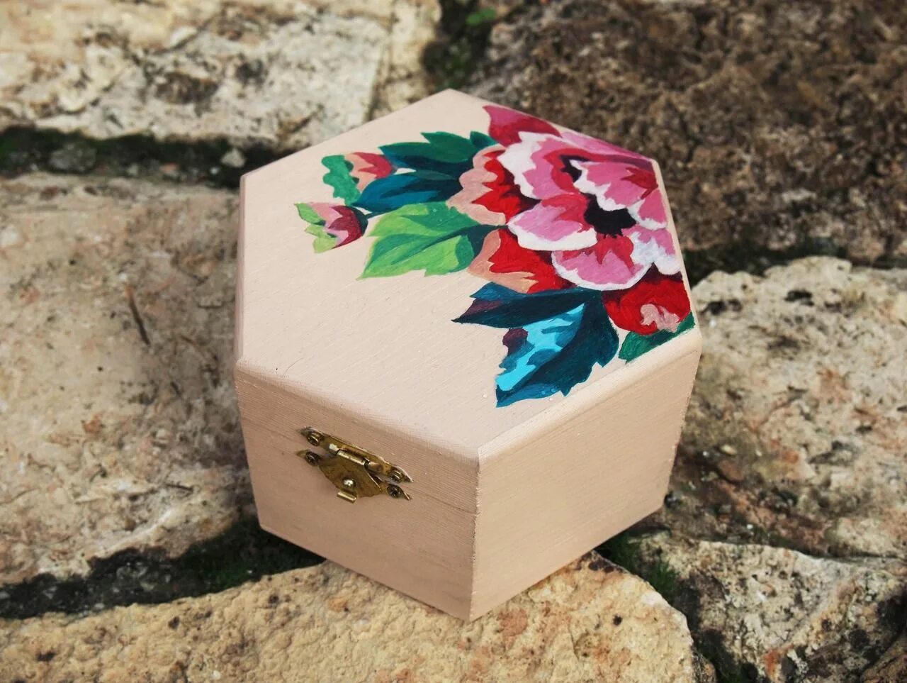 Painting box. Коробочка Разрисованная. Красивые коробки разрисованные. Разукрашенные коробки. Разукрасить коробку.