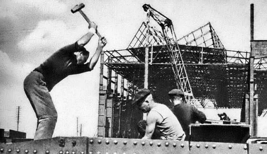 Магнитогорский металлургический комбинат 1 пятилетка ссср. Постройки первой пятилетки. Заводы построенные в первую пятилетку. Стройка в 1930е годы в ссср. Задачи первой пятилетки 1928-1932.