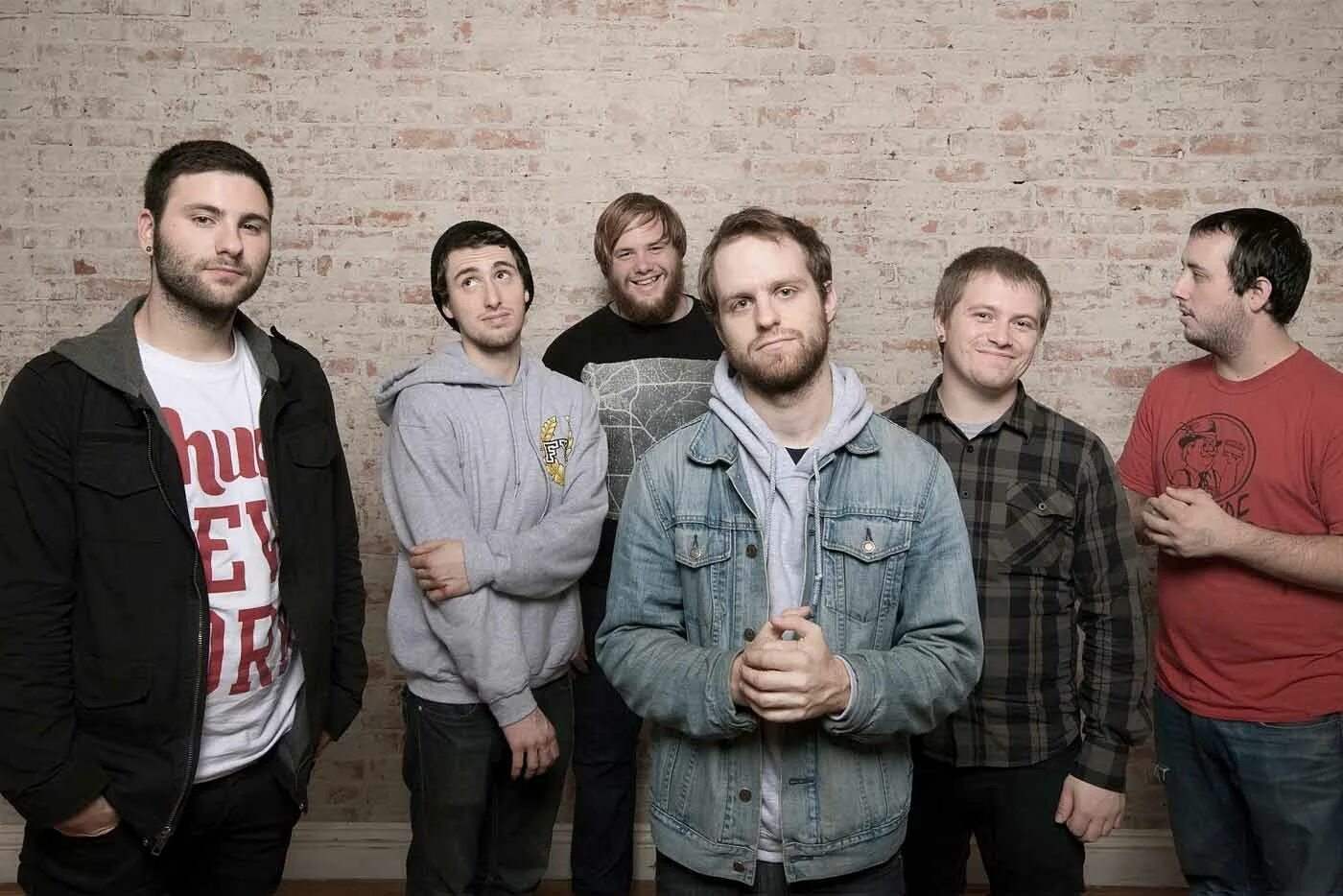 Curtan wall группа. The bristles группа. группа високосный год. the wonder years группа. стены в группе.