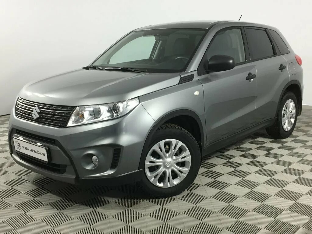 Сузуки 2018 купить. Suzuki Vitara 2018. Сузуки Витара 2018. Сузуки Витара 2018 белая. Сузуки Витара 2018 года фото.