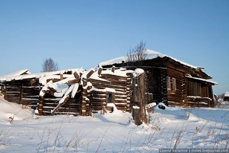 Зима в 2010 году какая была. Заброшенные деревни башкирии зима. русская деревня разруха зима. заброшенная деревня зимой. русская деревня.