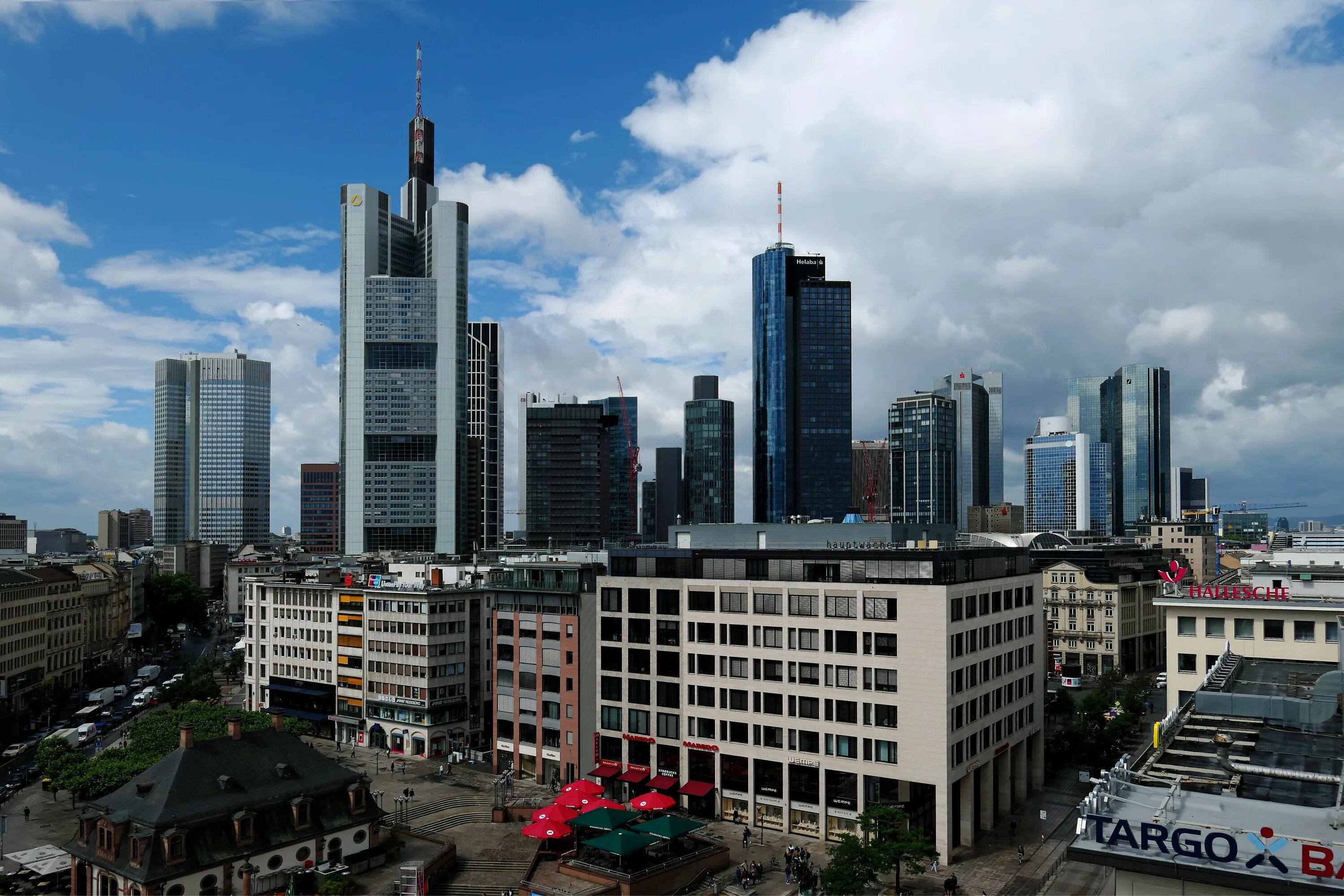 Франкфурт-на-майне. Центр франкфурта на майне. Мариентурм. De frankfurt. Франкфурт-на-майне центр города.