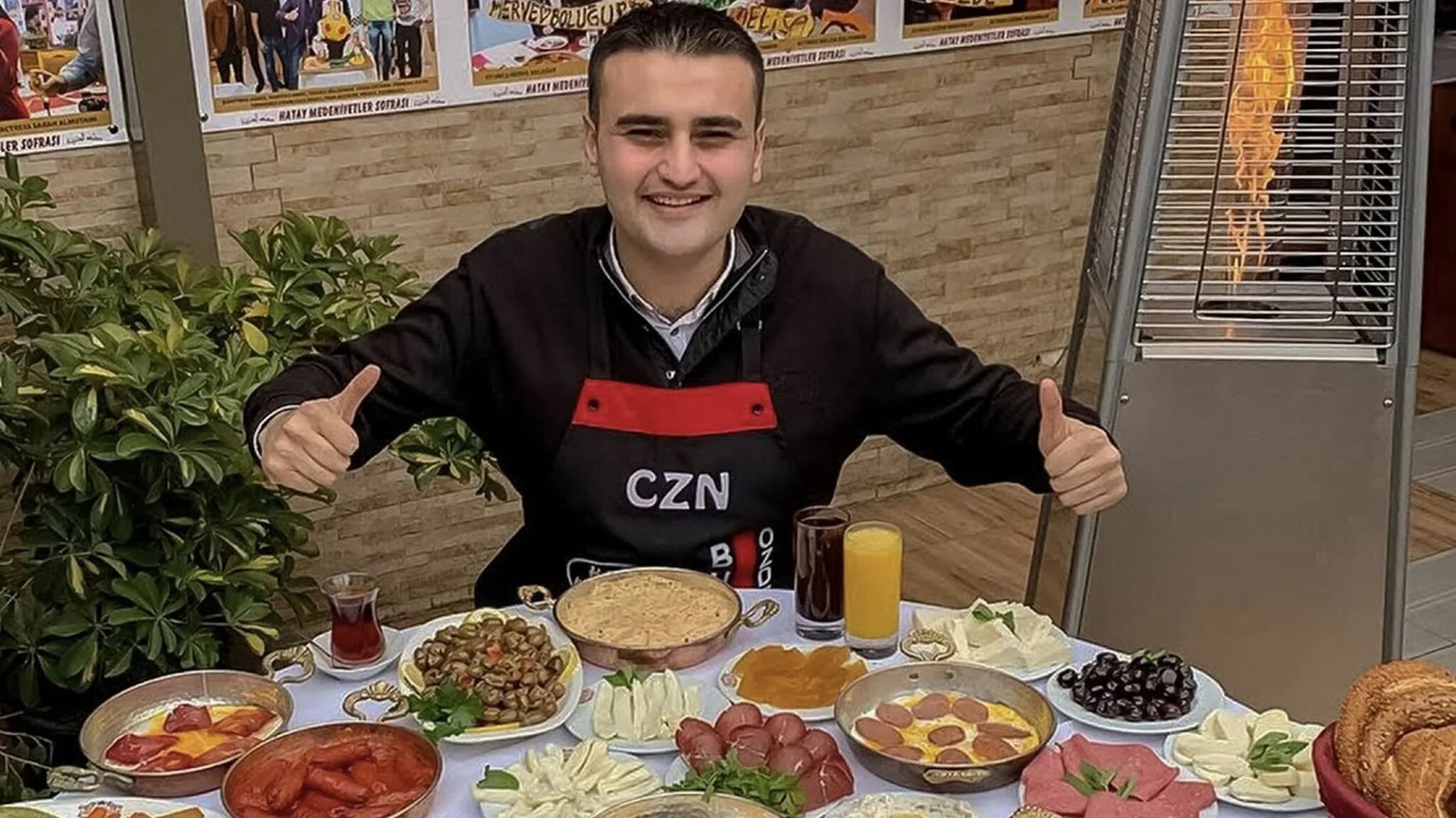 Повар Бурак Оздемир. Бурак czn. Турецкий шеф-повар Бурак Оздемир. Czn Burak ресторан.