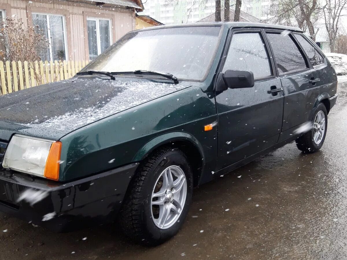 Ваз 2109 на титанах. Ваз 2109 серебристая. Ваз 2109 2014. Ваз 2109 хэтчбек. Лада 2109 синяя.