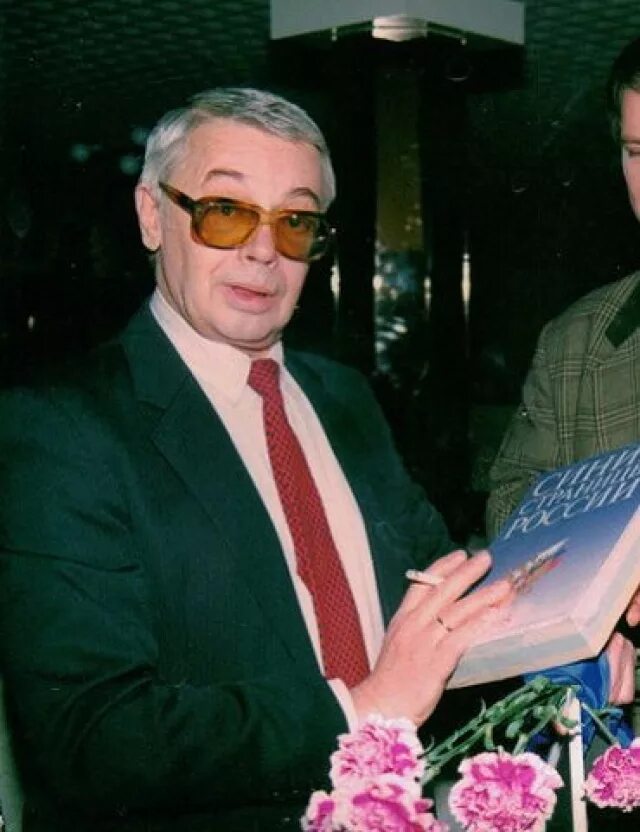 Сколько лет александру демьяненко. Александр демьяненко. сергей петрович демьяненко. александр демьяненко 1999. демьяненко александр сергеевич 1999.