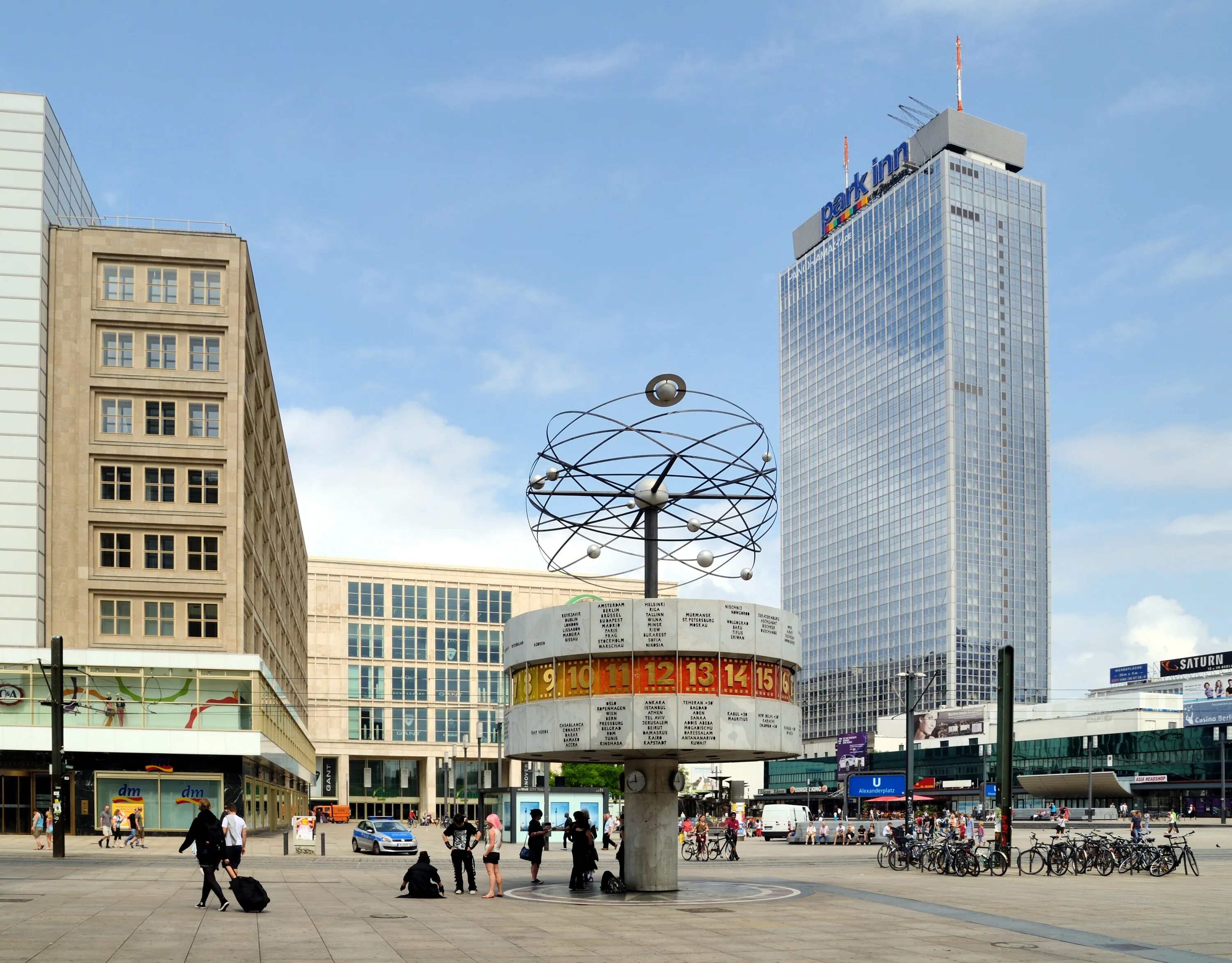 Der platz die. Alexanderplatz в берлине. Der platz die. Der platz die. Der platz die.