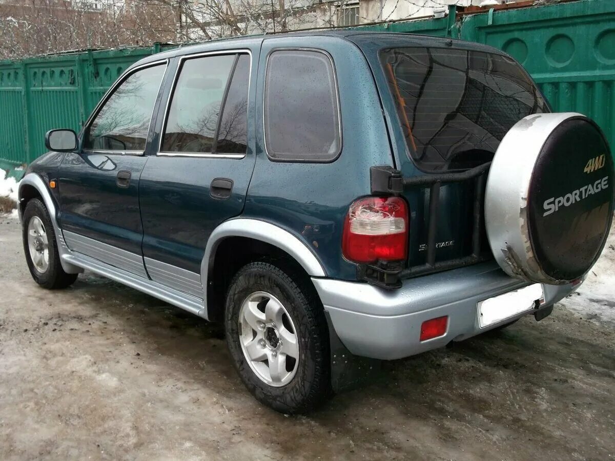 Киа спортейдж 1 купить бу. Kia Sportage 2002. Kia Sportage 2000. Kia Sportage 2000-2005. Кия Спортейдж 2002 года.