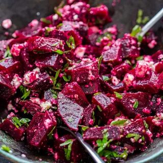 Свекла с жареными огурцами