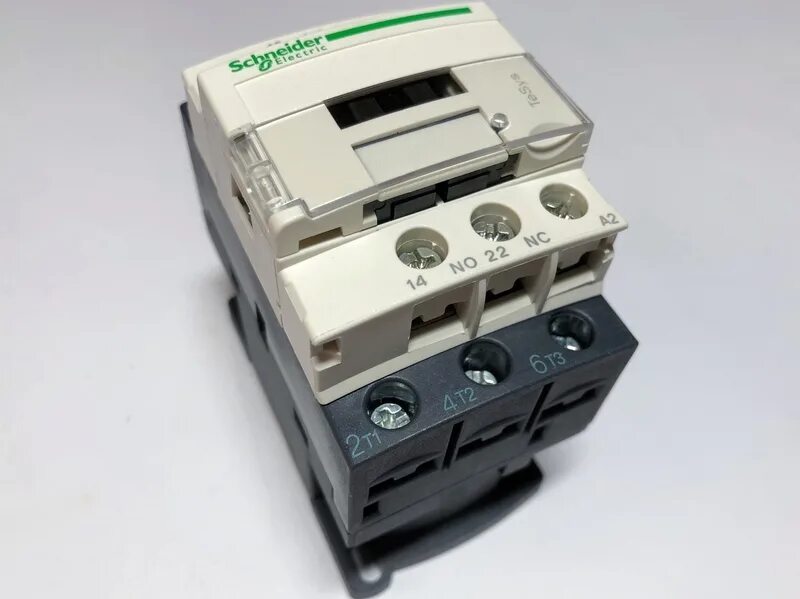 Lc1 c5e04 128. Schneider lc1d18. Lc1d18 Telemecanique. Контактор Schneider Electric lc1d18p7. Контактор Schneider Electric 32а.