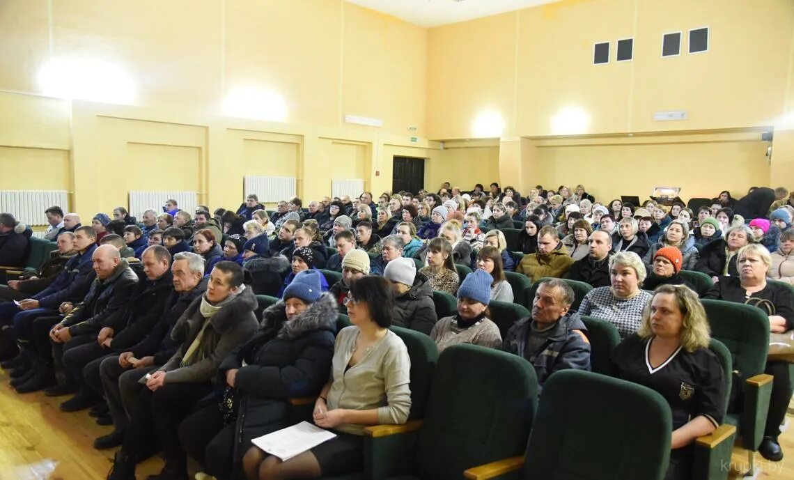 Прошло отчетное собрание. Собрание. работа с залом.