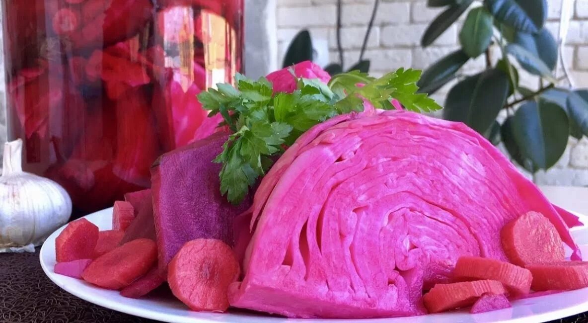 Капуста со свеклой крупными кусками быстрого. Капуста со свеклой крупными кусками быстрого