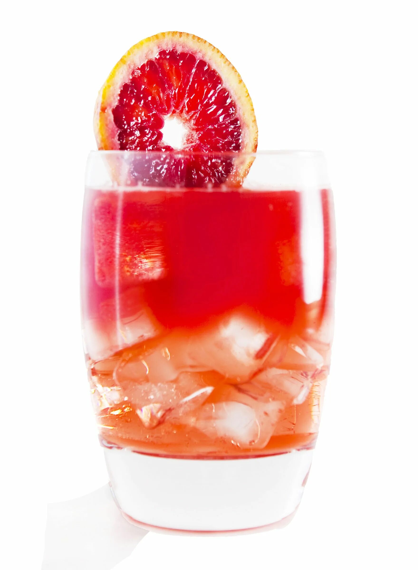 True drinks. Коктейль с грейпфрутом. Напиток грейпфрут. Розовый грейпфрут коктейль. Коктейль грейпфрут алкогольный.