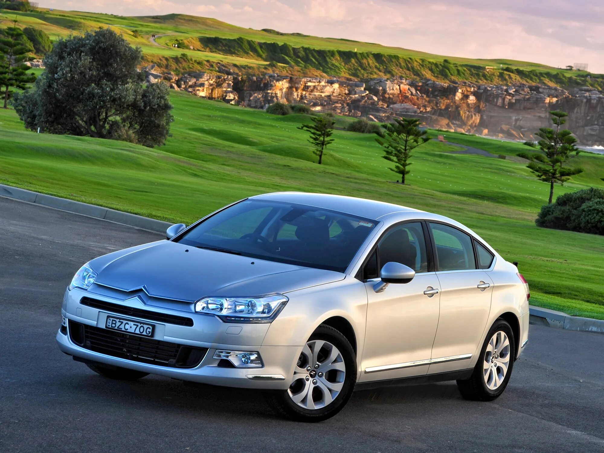 C 5 машина. Citroen c5. Машина Citroen c5. Ситроен с5 седан. Ситроен с5 2011.