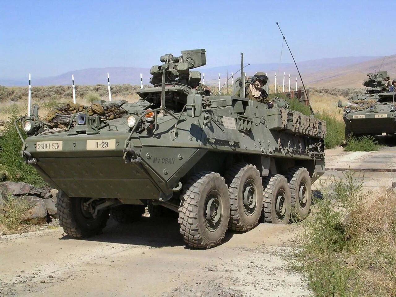 Американского страйкера. M1126 stryker. М1126 страйкер. Американского страйкера. Бтр страйкер.