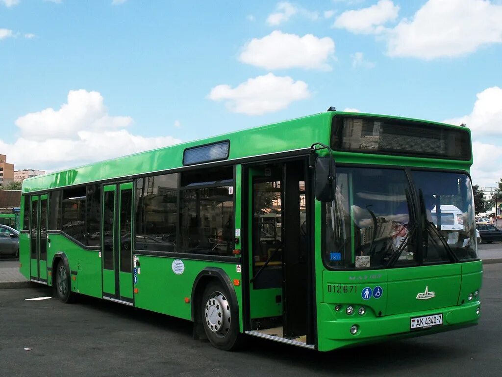 127 автобус минск. Маз 103 синий. маз 103.586. маз-103 автобус. маз 103 сбоку.