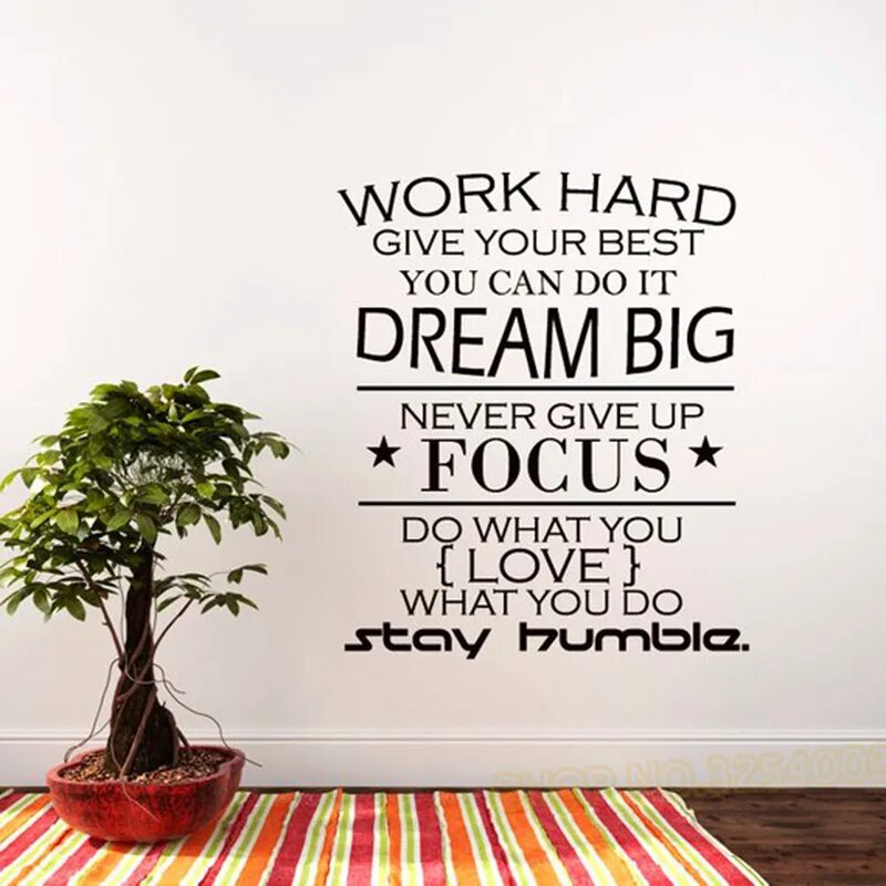 Hardworking перевод. Work hard dream big. work hard dream big never give up. work hard dream big перевод. work hard фраза.
