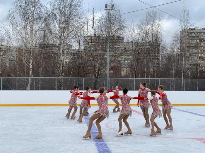 Синий каток. Каток в Северном Бутово. Каток в Южном Бутово. Каток синяя птица Северное Бутово. Каток синяя птица Бутово.