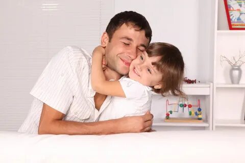 Взрослые дядьки и девочки