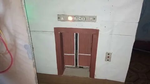 Лифт с подвижным полом