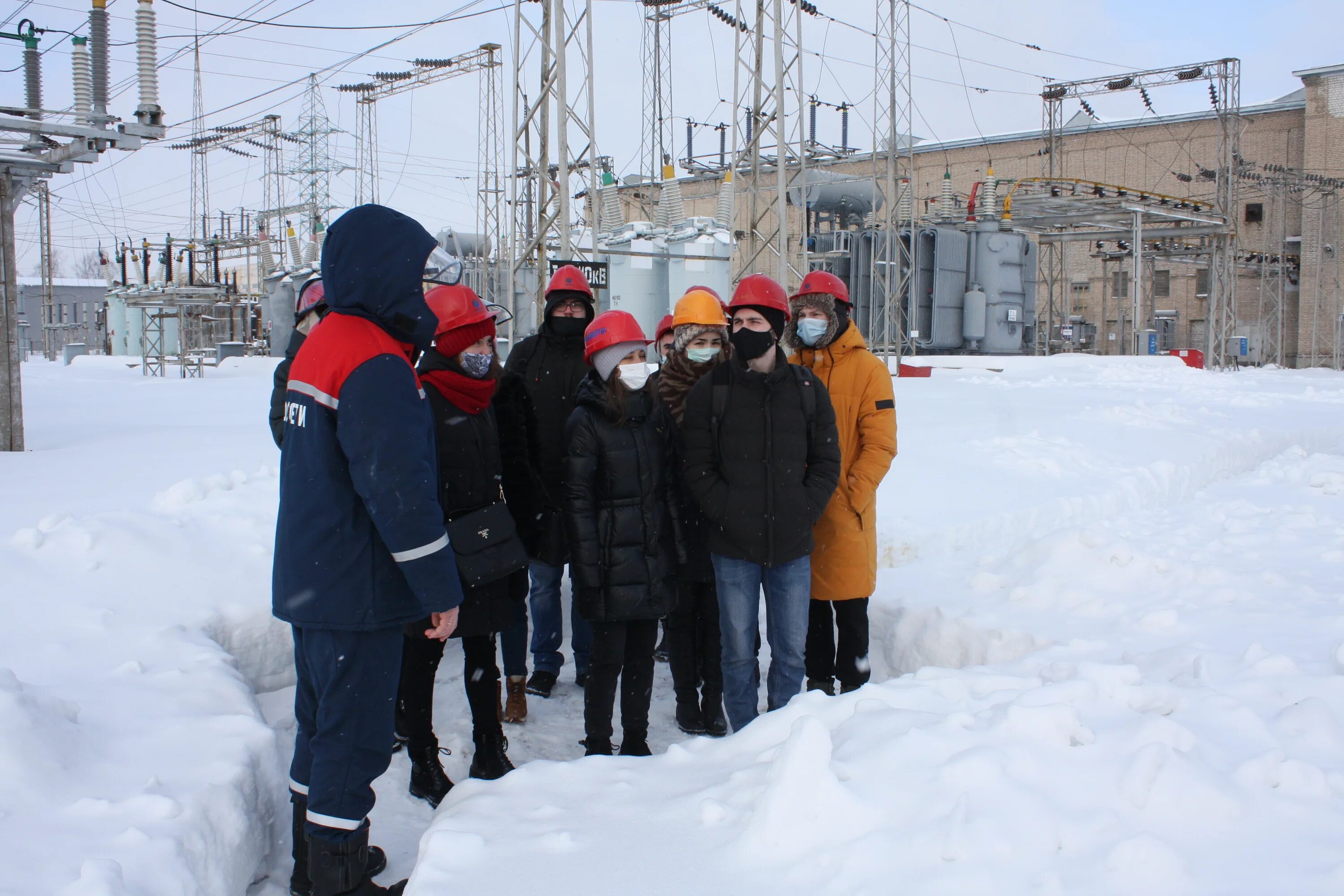 Россети. Россети центр и приволжья ивэнерго. Рэс россети. Россети самолет. Ухтин ивэнерго.