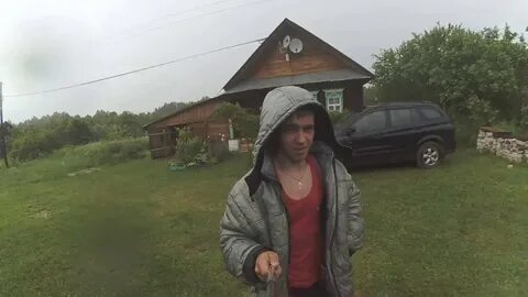 Блоггер деревенская жизнь у дороги