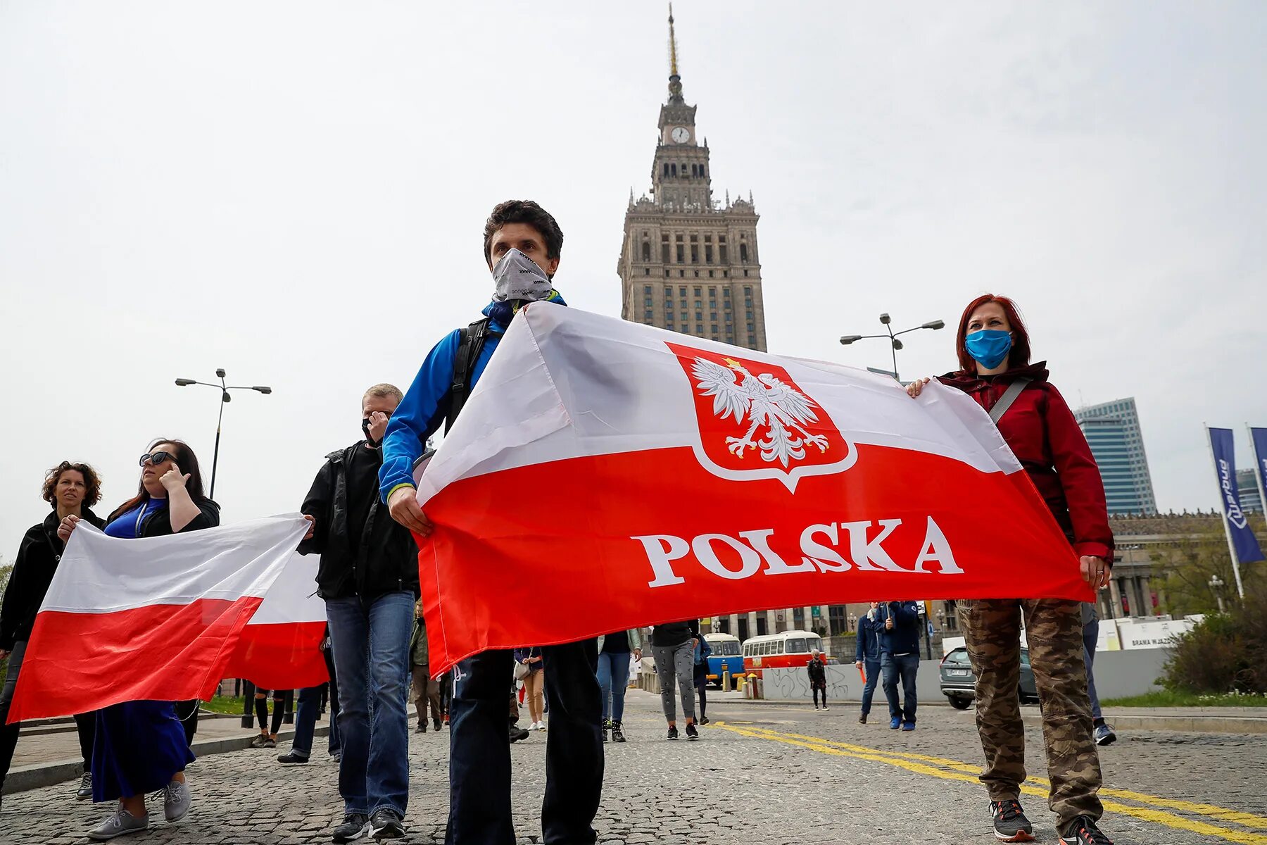 Россия против поляков. Поляки флаг. Поляки и русские. Поляки современные. Русский и польский флаг.