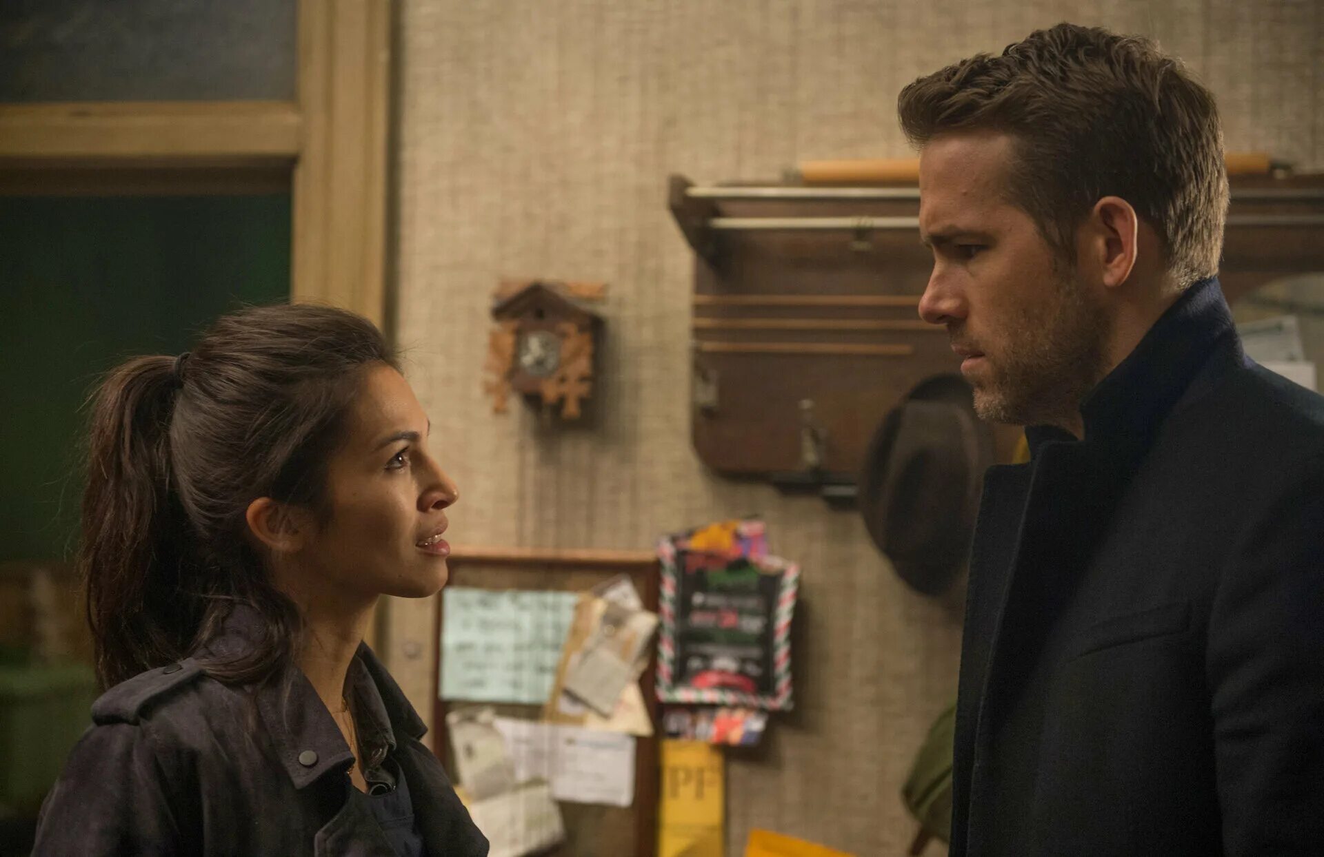 телохранитель киллера фото. телохранитель киллера фото. телохранитель жены киллера фильм 2020. сальма хайек телохранитель киллера. гэри олдман телохранитель киллера.