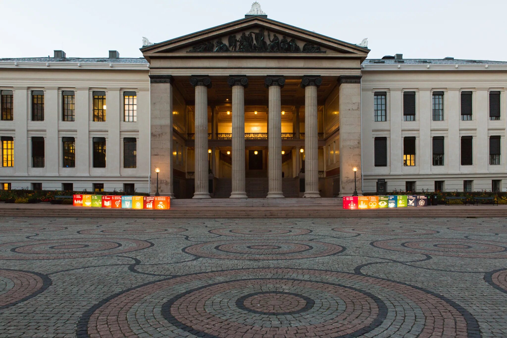 Медицинский университет осло. University of oslo. Девушки университет осло. Осло столица норвегии институты. Университет осло библиотека.