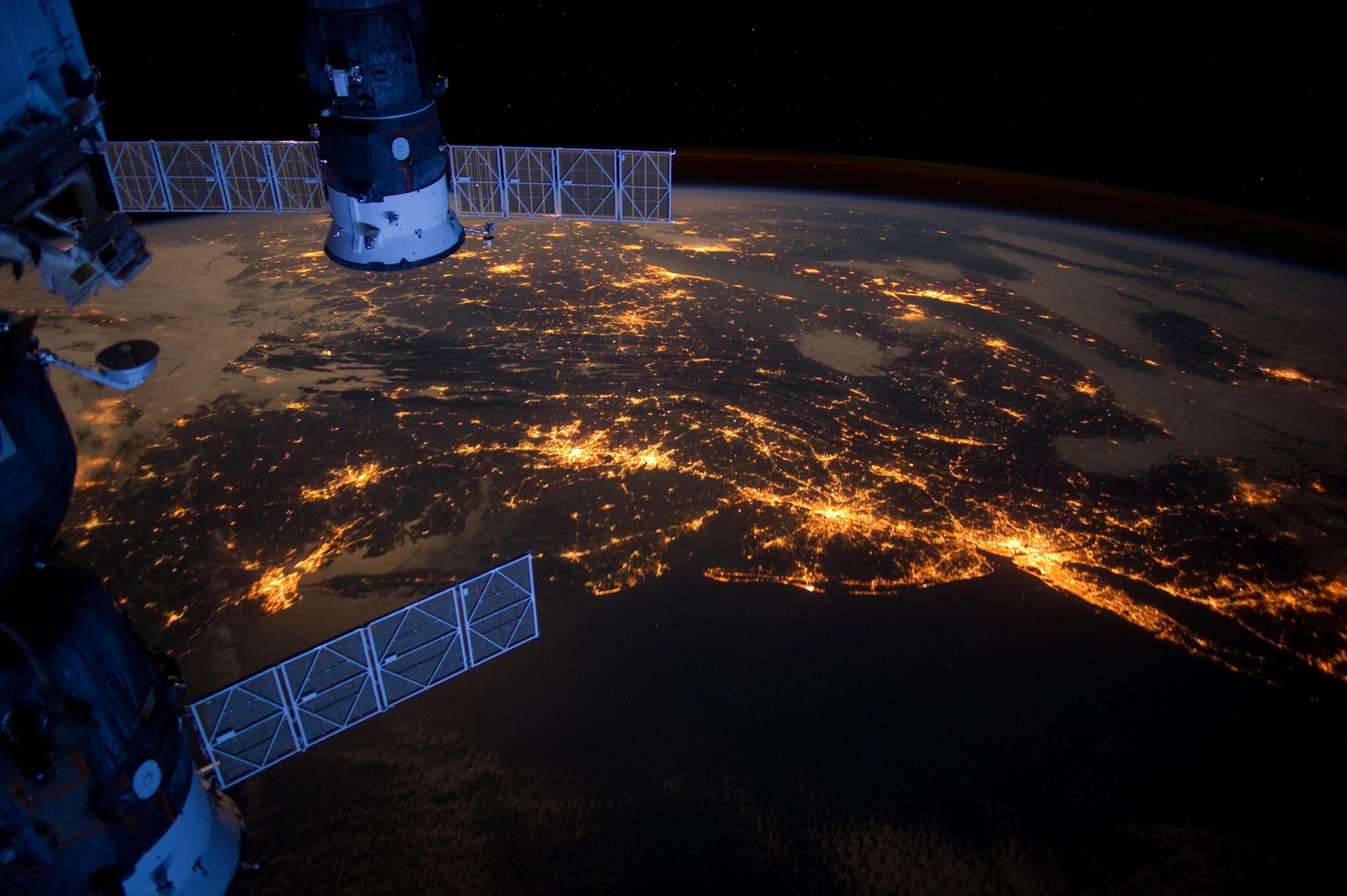 Тип космической. Iss 4k. снимки с международной космической станции земли. земля из космоса мкс. нью йорк с космоса мкс.