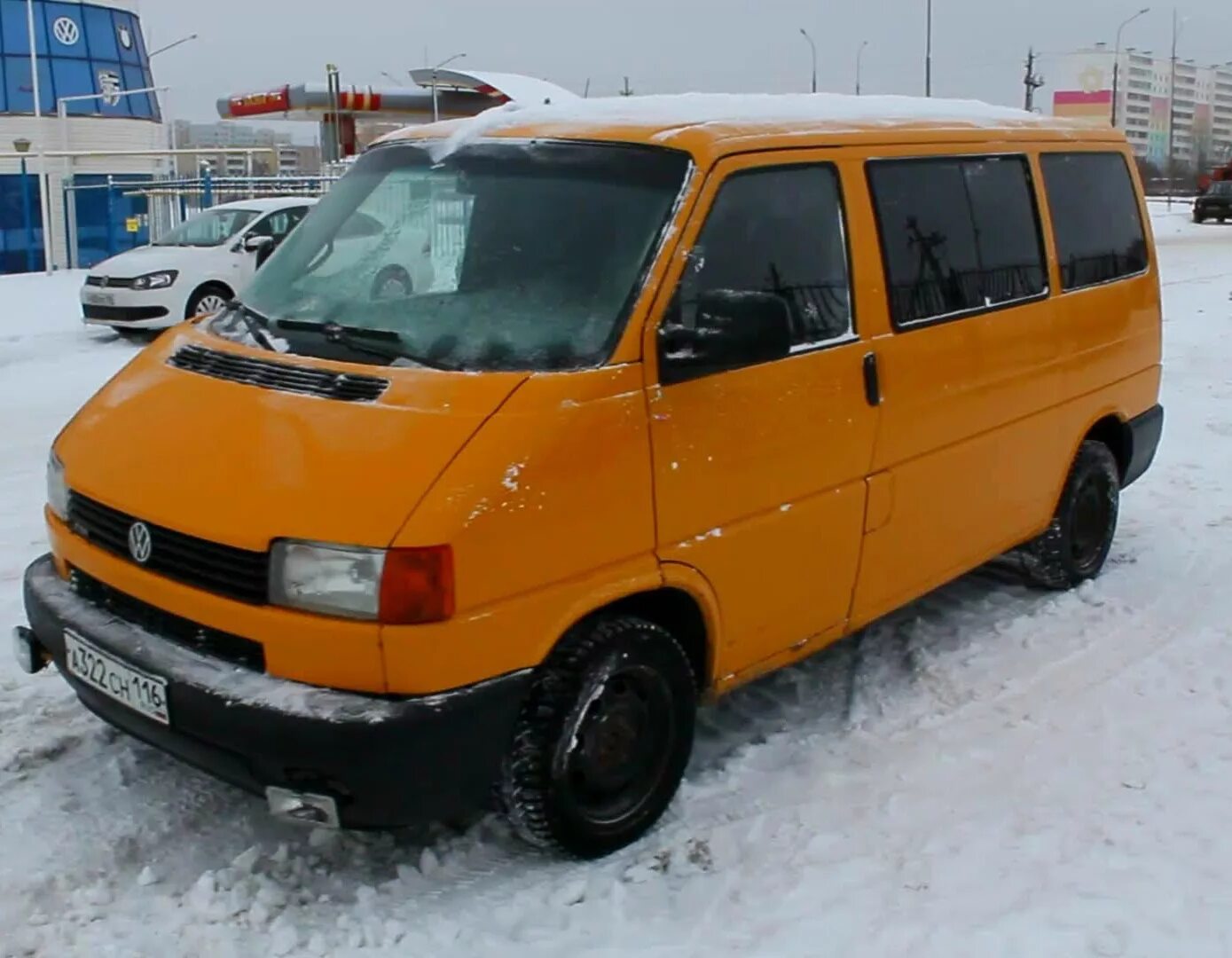 Транспортер 2000. Volkswagen t4 2000. фольксваген транспортер т4. фольксваген транспортер т4 2000. фольксваген т4 оранжевый.