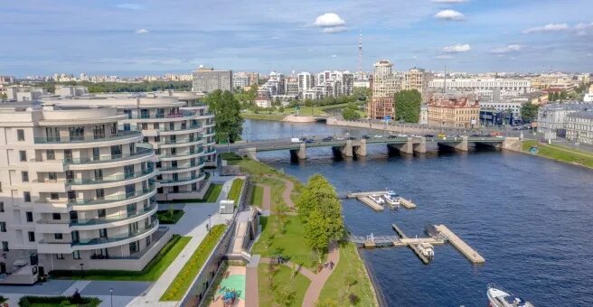 Фото: Стадион. Яхтклуб. Фотолюбитель Любовь Павленко. Пейзаж Фотосайт Расфокус