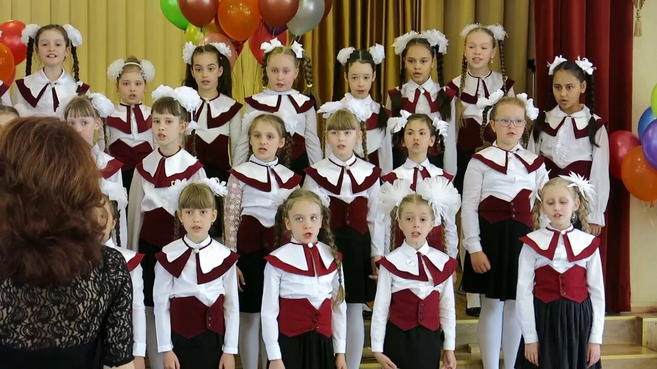 Включи видео хор. Москва музыкальная школа им танеева. Включи видео хор. Сербский хор единство. Хор весёлая капель новомышастовская.