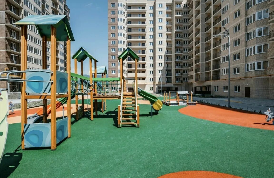 Жк красина новороссийск. Ул красина 53. Цемдолина красина 53. Ул красина 53. Курган, ул.