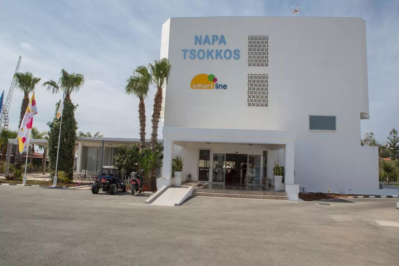 Кипр айя-напа отели 4 звезды. Кепка пятипанелька оранжевая. So white club resort 5 айя-напа. Кипр фото. Отель кристофиния айя напа кипр.