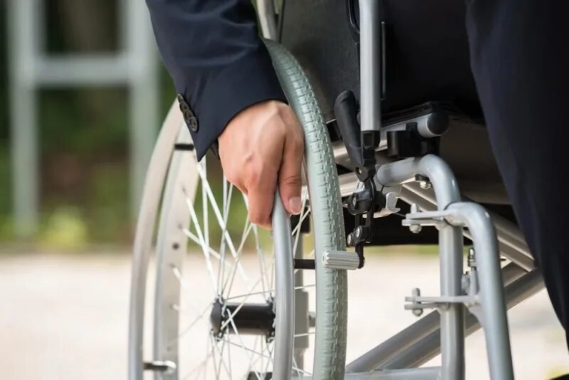 Обеспечение инвалидов техническими средствами. Средства реабилитации для инвалидов. Инвалидность. Технические средства реабилитации для инвалидов. Реабилитация инвалидов.