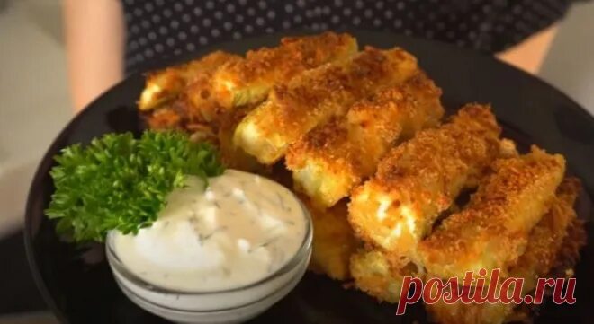 Кабачковые палочки с сыром в духовке рецепт. Кабачки в панировке в духовке с сыром. Кабачковые палочки с сыром в духовке рецепт. Палочки из кабачков в хрустящей панировке в духовке. Zucchini sticks.