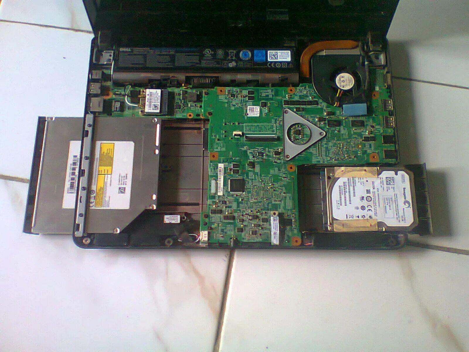 Inspiron n411z Оперативная память. Dell Inspiron 5523-7212 MSATA. Делл инспирон 1525 разбор. Dell Inspiron n7010 WIFI-адаптер. Ноутбук 4050 купить