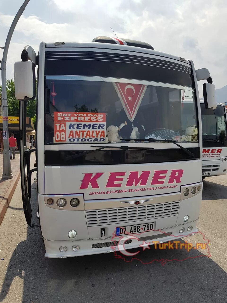 Автобус чамьюва кемер. Автобус анталья кемер. автобусы в анталии ka07. анталья автобус из кемера. 07 маршрутка анталия кемер.