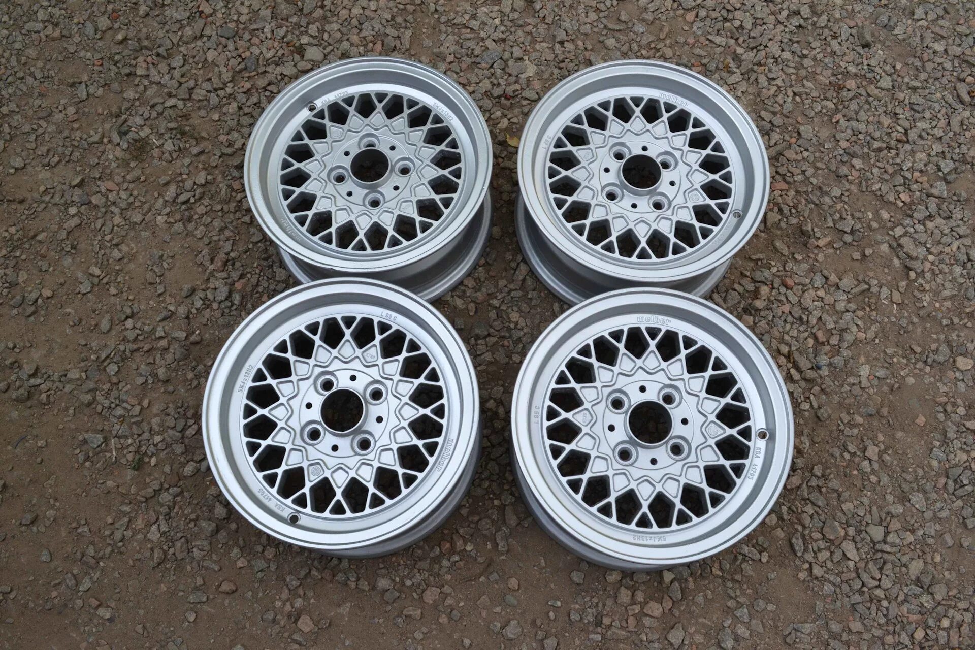 Диски на ваз 2109 r13. Штампы 13 гольф 3. R13 b. Mangels modular на ваз. Диски cms cevher на ваз r13.