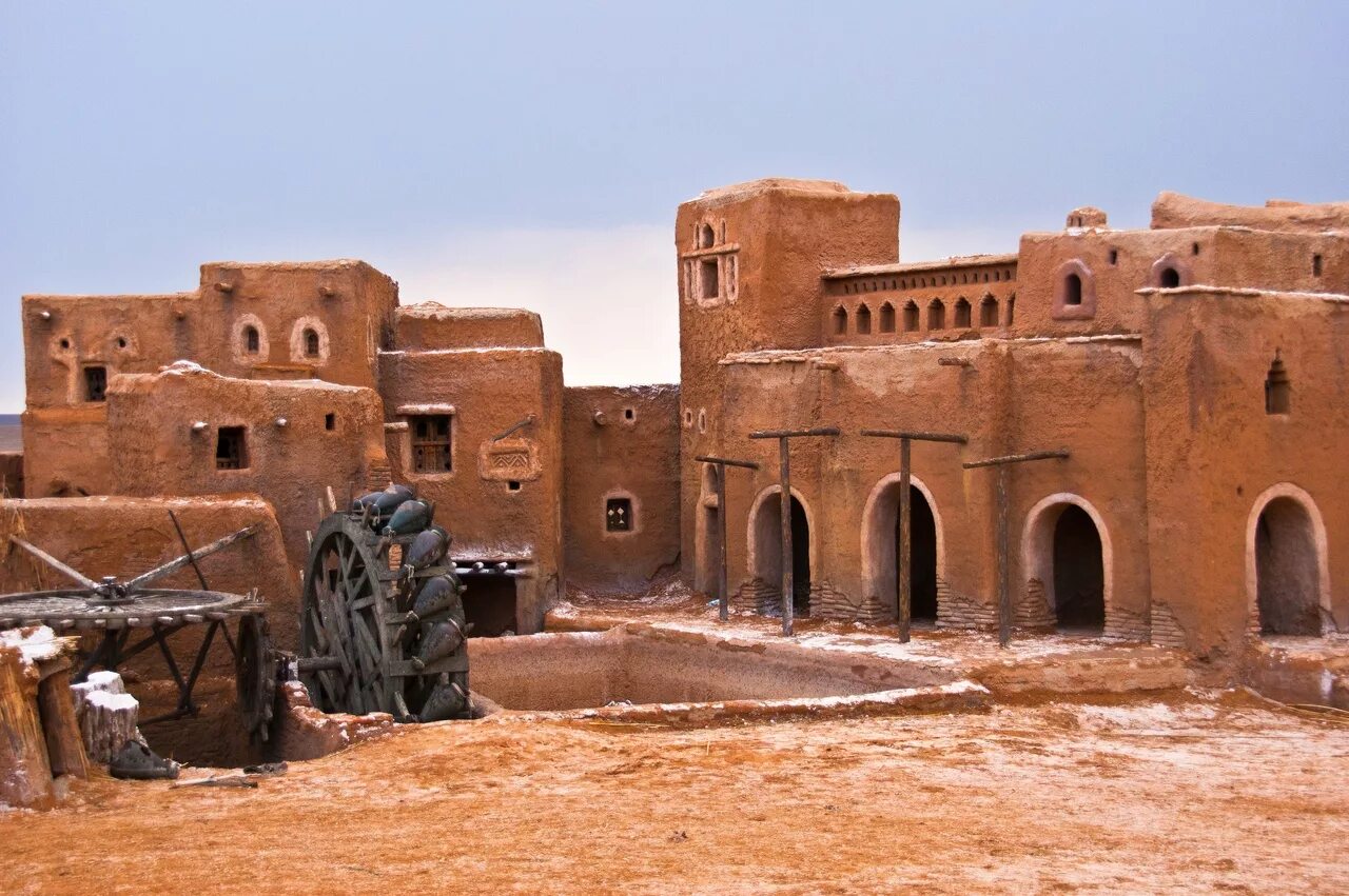 Сарай центр. Сарай-бату столица золотой орды. Музей сарай бату в астрахани. Селитренное сарай бату. Сарай центр.