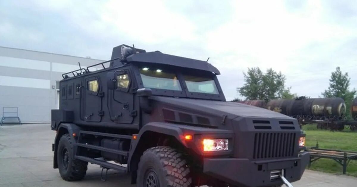Бронеавтомобиль камаз астейс. Астейс машина. Бронеавтомобиль камаз астейс. Патруль камаз-435029. Астейс машина.