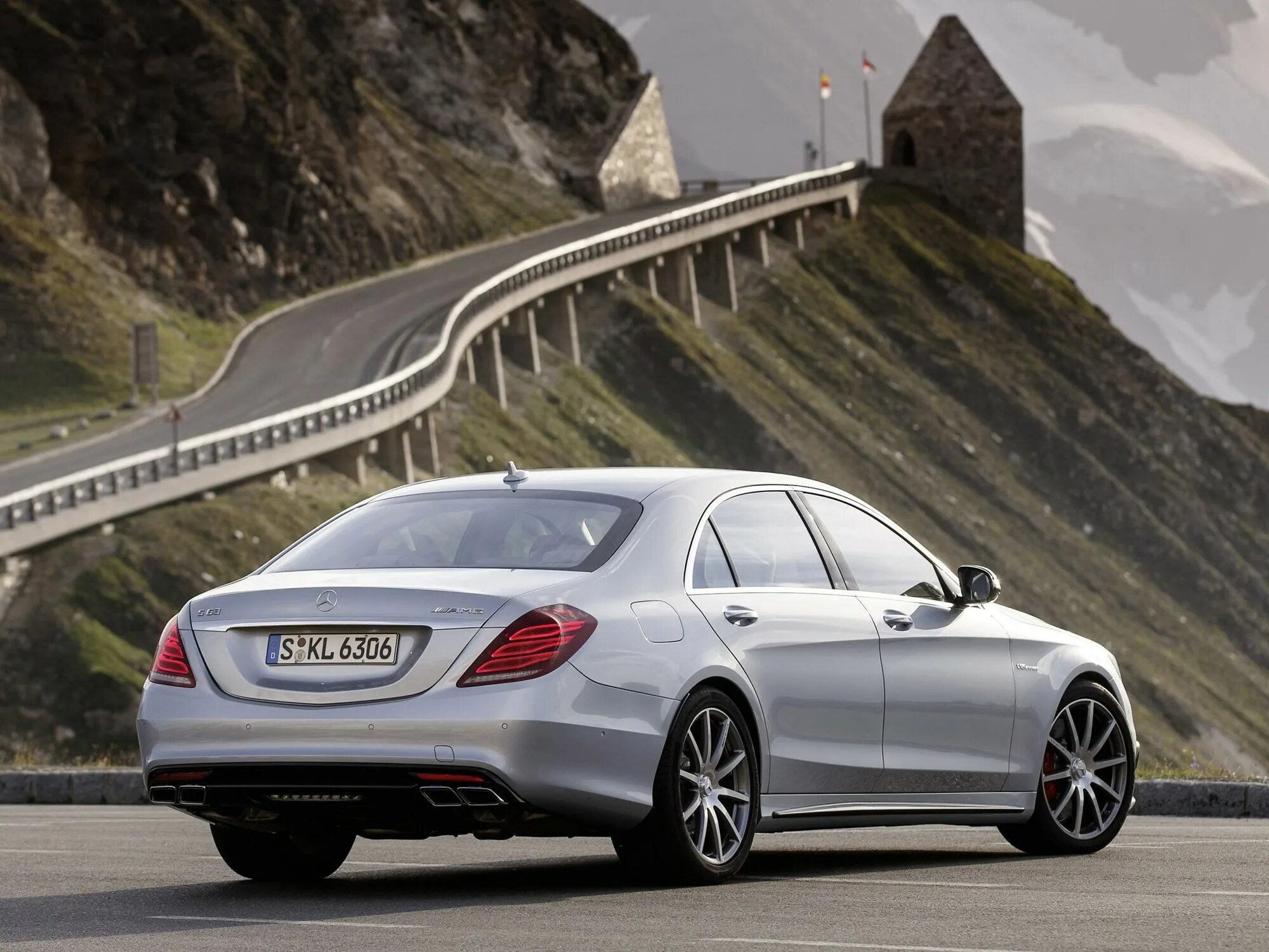 C s 2013. Клайв стейплз льюис. Jaguar xfr-s обвес. Mercedes s63 amg w222. C s 2013.