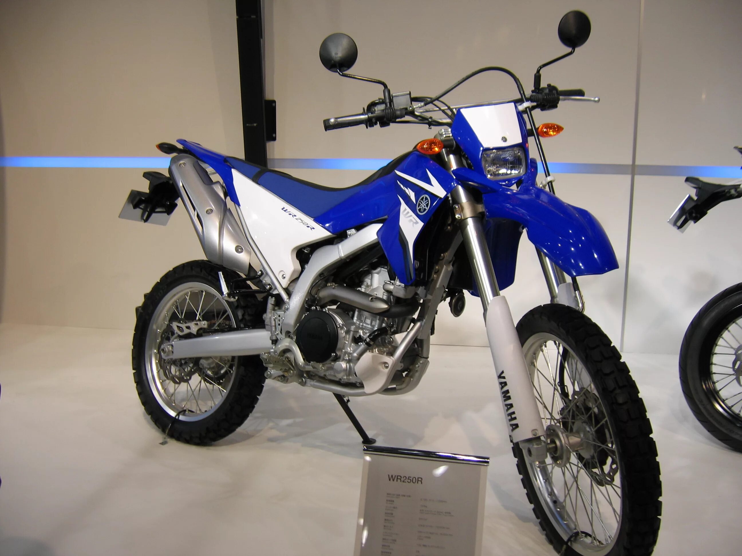 Yamaha wr 155. Yamaha yz 450f моделька. Мотоцикл yamaha wr250x. Yamaha vr. Yamaha vr.