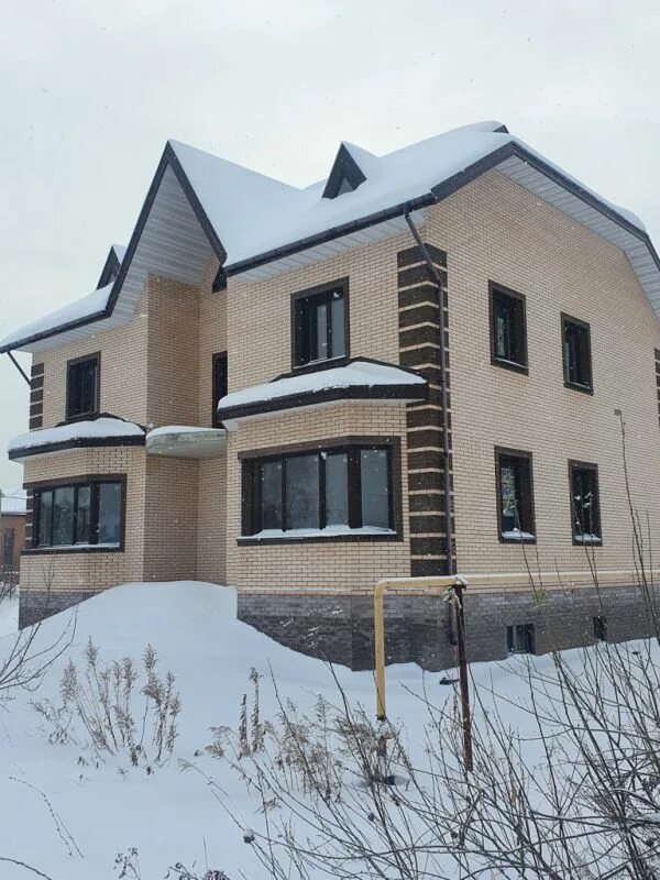Коттеджи в новосибирске. 2 гранатовый переулок 28 новосибирск. Поселок юный ленинец нсо. Посёлок элитный новосибирская. Недвижимость новосибирска коттеджи.