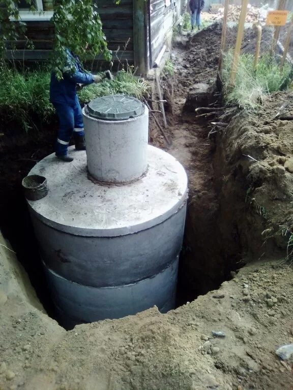 Сделать выгребную яму из бетонных колец. Погреб кессон из бетонных колец 2м. бетонные кольца для септика. септик из бетонных. септик из жб колец.